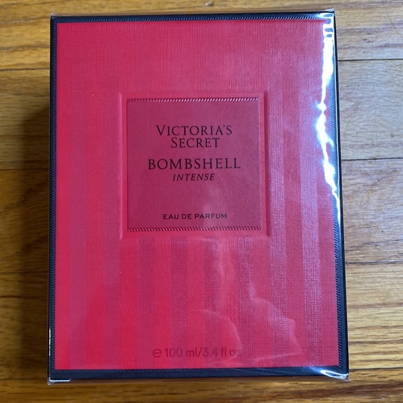 Victoria Secret.   Bombshell “Intense” - Picture 3 of 4